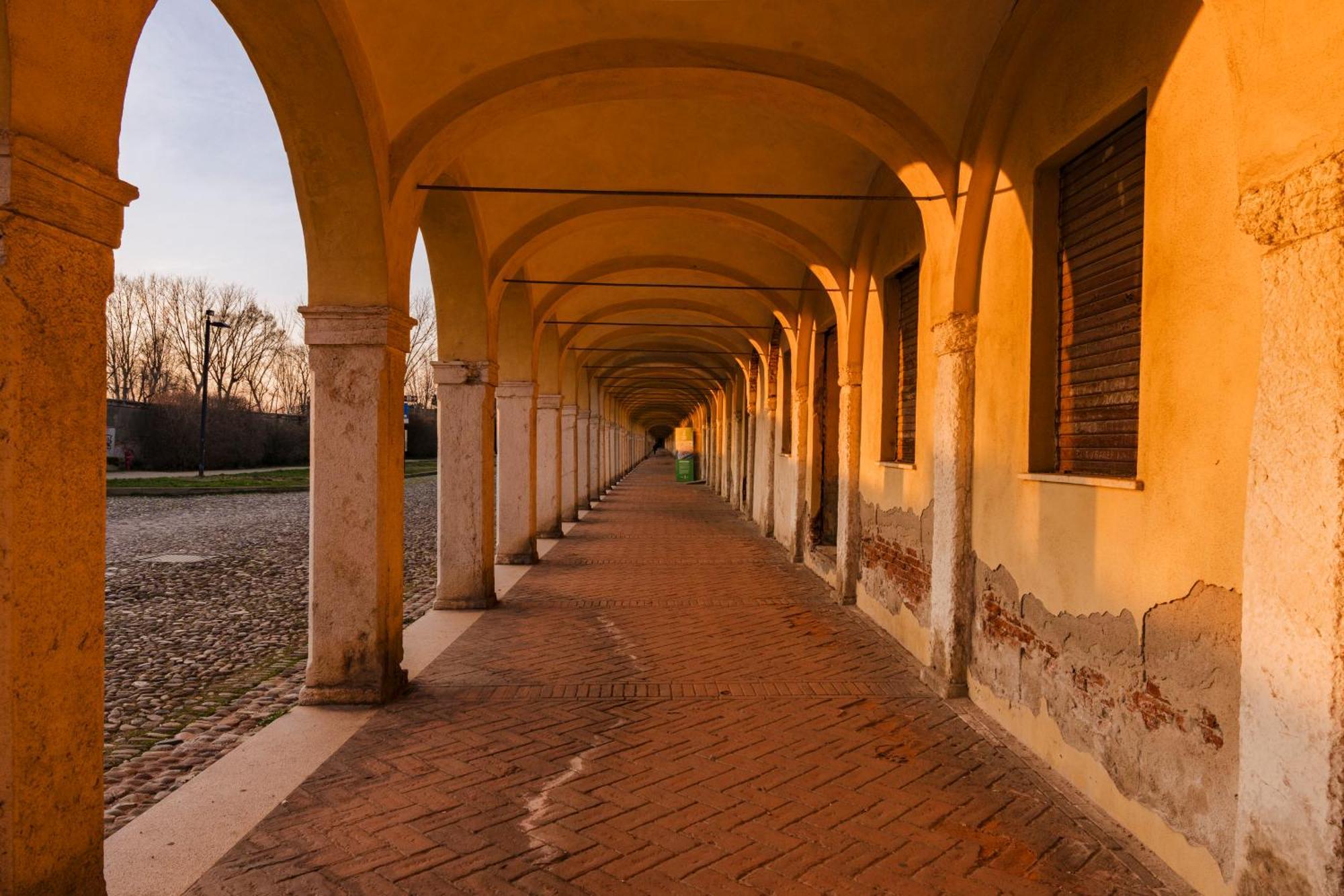 Bed and Breakfast La Loggia Комаккьо Экстерьер фото