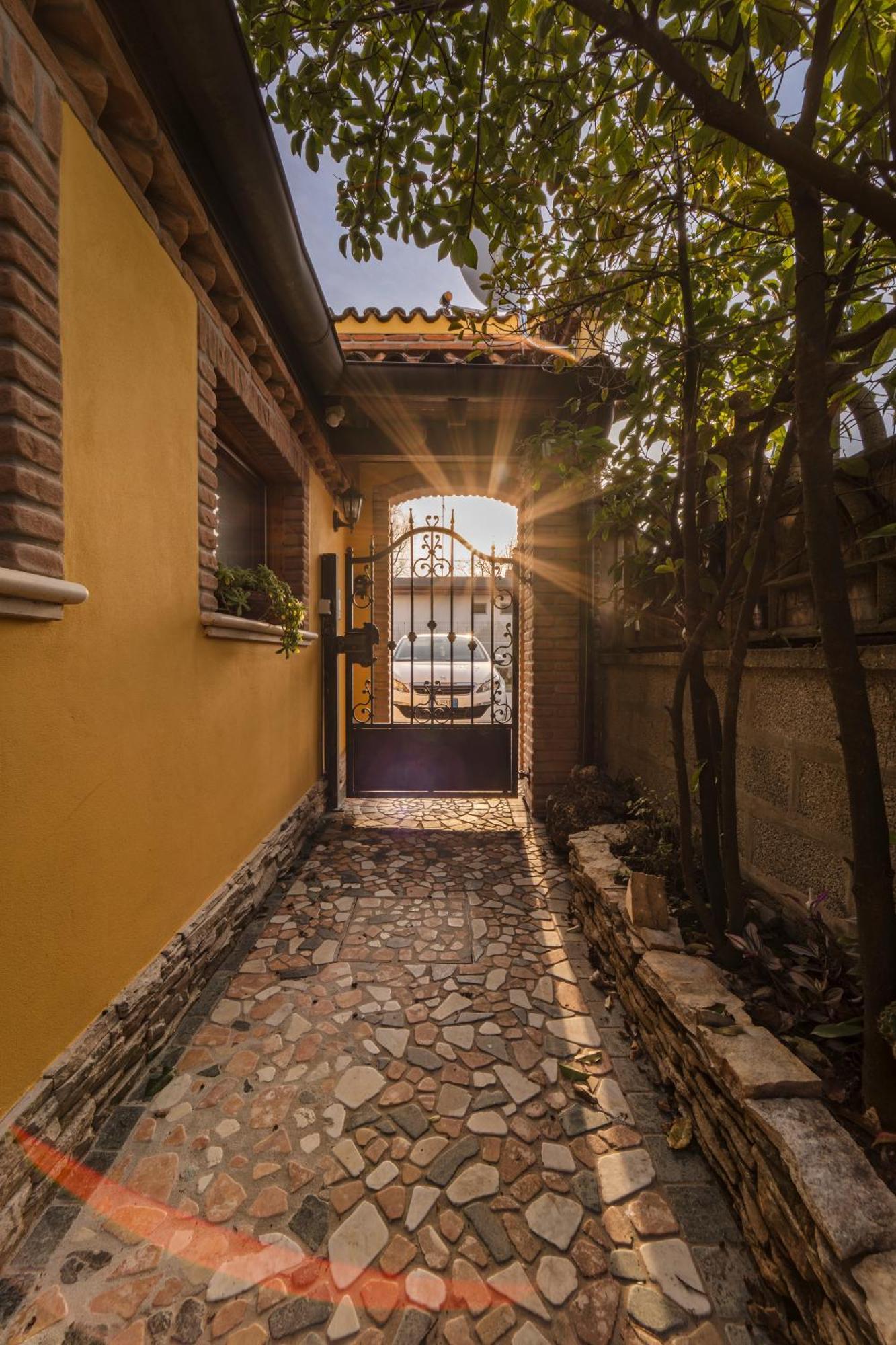 Bed and Breakfast La Loggia Комаккьо Экстерьер фото